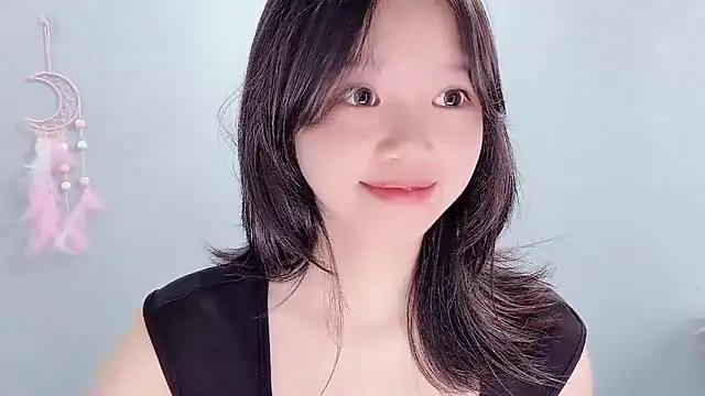 Snapshot of Xiaoqing00 chatting on 07/07/26, 04:37 Xiaoqing00 online show from 07/07/26, 04:37