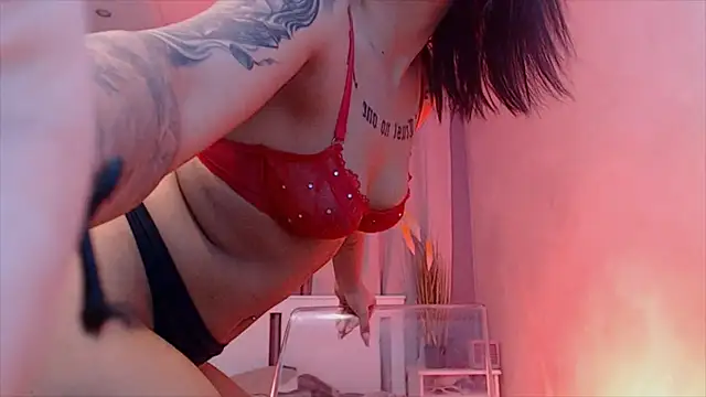 Madiysoni online show from 05/17/26, 06:33
