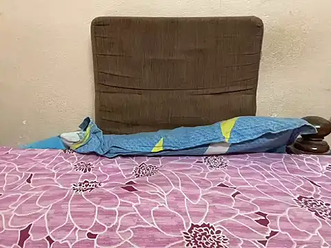 zayn18055 online show from 04/09/26, 05:18