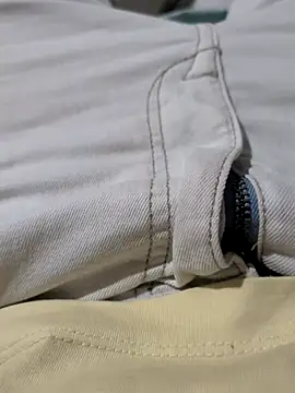 genzzi   online show from 04/24/26, 07:49