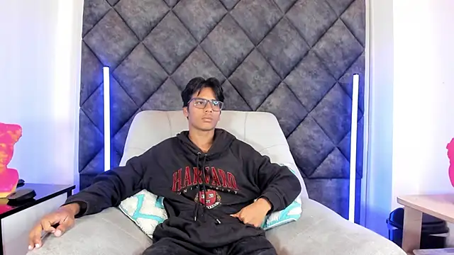 LiamKron online show from 05/01/26, 11:37