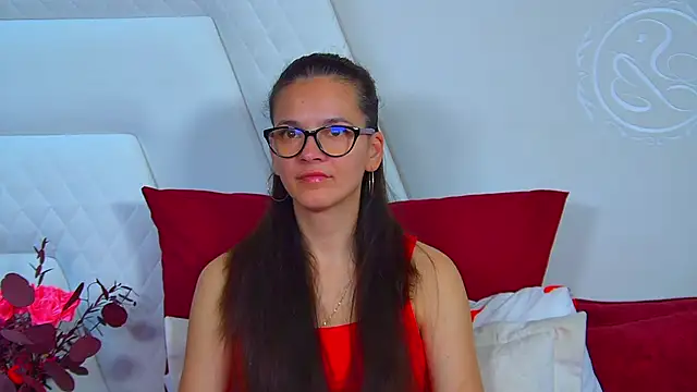 LeonaLane online show from 05/20/26, 06:30