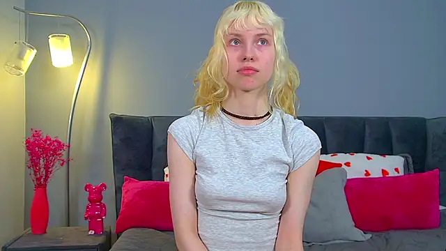 HannahHollis online show from 04/29/26, 05:30