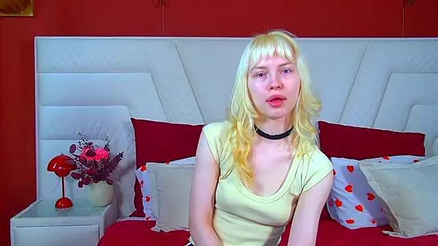 HannahHollis online show from 05/26/26, 06:20