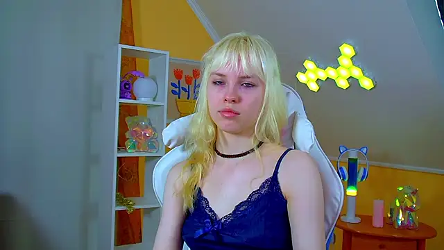 Snapshot of HannahHollis chatting on 07/01/26, 06:26 HannahHollis online show from 07/01/26, 06:26