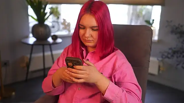 LindyMekee online show from 04/09/26, 04:12