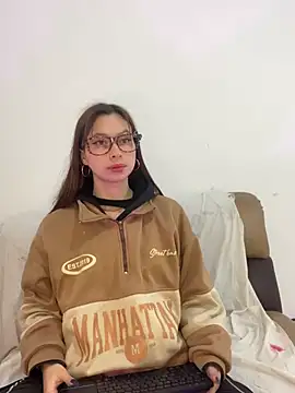 Snapshot of Angel_Kat chatting on 07/18/26, 10:08 Angel Kat online show from 07/18/26, 10:08