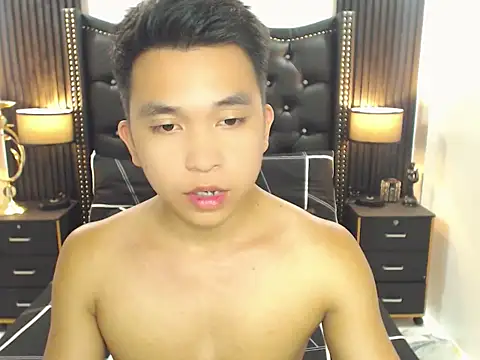 AsianRoman Grey online show from 04/13/26, 05:46