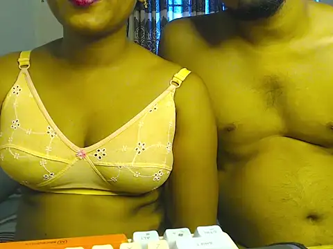VelvetCoupleLive online show from 06/27/26, 09:25