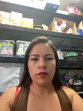 MIA ROSSEEE online show from 06/02/26, 02:08
