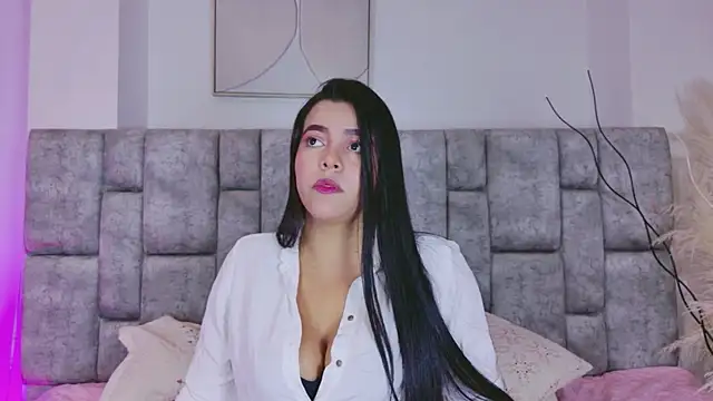 FloraKamelia online show from 04/10/26, 08:13