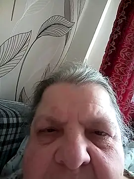 Snapshot of MartaMia68 chatting on 04/19/26, 01:54 MartaMia68 online show from 04/19/26, 01:54