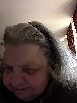 Snapshot of MartaMia68 chatting on 05/29/26, 10:24 MartaMia68 online show from 05/29/26, 10:24