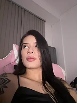 Snapshot of Giiasteele chatting on 04/24/26, 12:46 Giiasteele online show from 04/24/26, 12:46