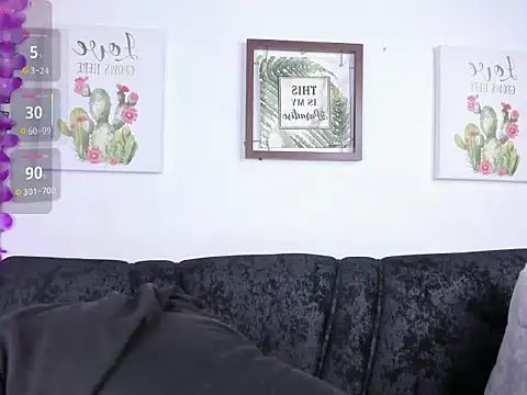 haly smif online show from 04/09/26, 02:00