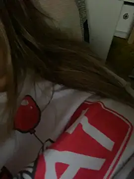 Mili Bou online show from 04/17/26, 03:20