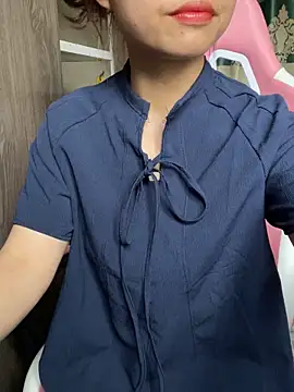 Snapshot of mayha11 chatting on 04/13/26, 07:03 mayha11 online show from 04/13/26, 07:03