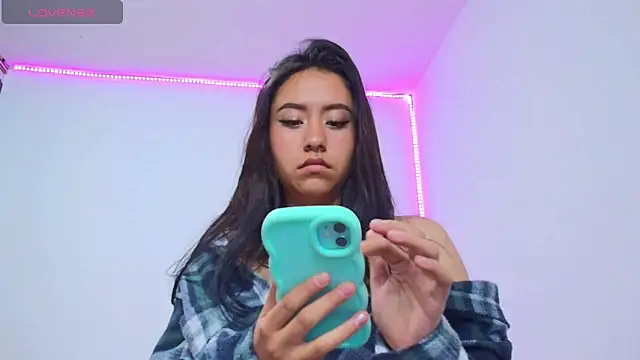 chloe-disire online show from 05/18/26, 10:54