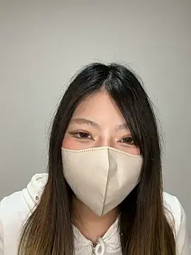 Snapshot of mii2222 chatting on 04/15/26, 12:34 mii2222 online show from 04/15/26, 12:34