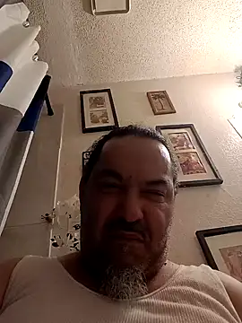 MrBustNut2026 online show from 04/13/26, 02:11