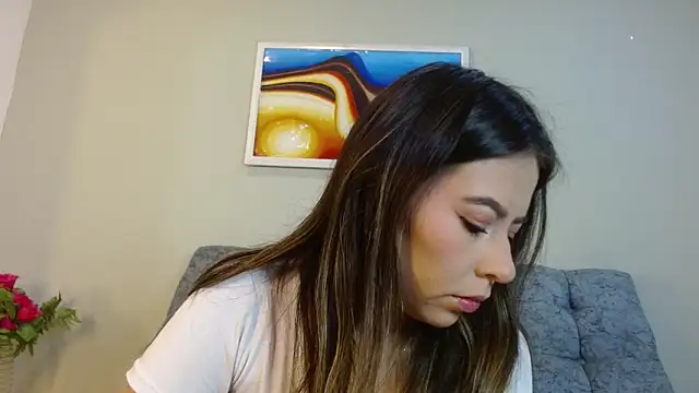 Snapshot of SalomeMartinez_ chatting on 05/21/26, 03:30 SalomeMartinez online show from 05/21/26, 03:30