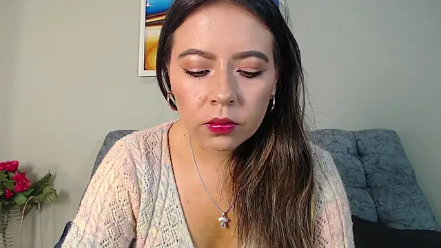Snapshot of SalomeMartinez_ chatting on 06/01/26, 03:47 SalomeMartinez online show from 06/01/26, 03:47