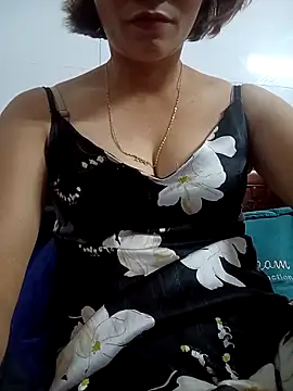 2 banana online show from 05/05/26, 02:47