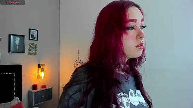 Snapshot of Leah_cherry chatting on 06/16/26, 08:22 Leah cherry online show from 06/16/26, 08:22