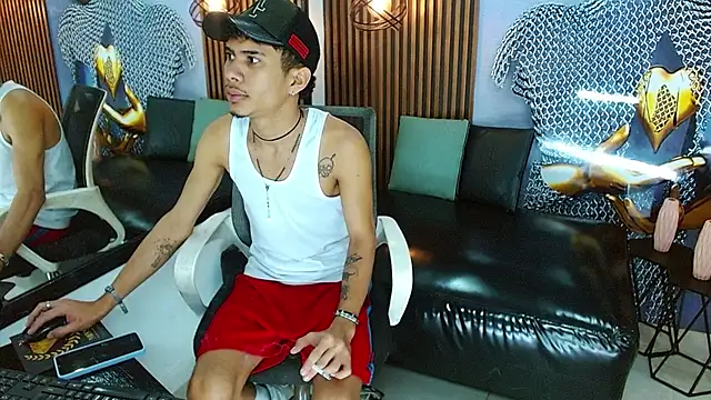 Snapshot of Skinny_cute_Alyer chatting on 05/17/26, 02:31 Skinny cute Alyer online show from 05/17/26, 02:31
