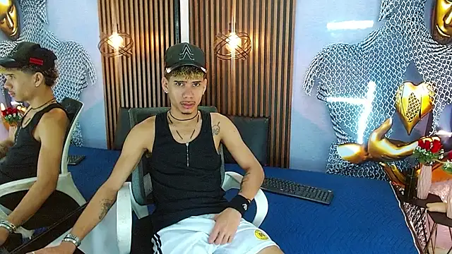 Snapshot of Skinny_cute_Alyer chatting on 05/24/26, 01:43 Skinny cute Alyer online show from 05/24/26, 01:43