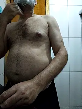 Fofinho44 online show from 04/21/26, 10:23