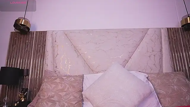 aria doll online show from 04/20/26, 02:53