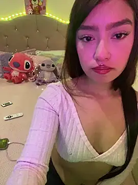 Snapshot of Miakittyyy chatting on 04/23/26, 01:46 Miakittyyy online show from 04/23/26, 01:46