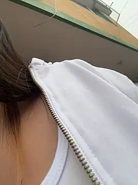 Snapshot of Lucyfer-fire chatting on 04/15/26, 11:17 Lucyfer-fire online show from 04/15/26, 11:17
