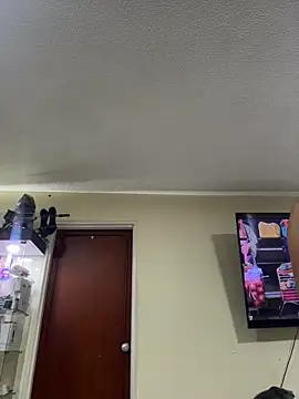 Snapshot of Lucyfer-fire chatting on 04/27/26, 11:19 Lucyfer-fire online show from 04/27/26, 11:19