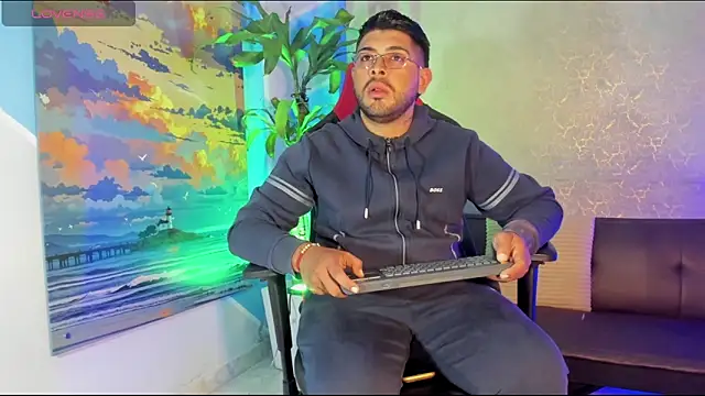 Snapshot of Im_Axiel chatting on 04/15/26, 12:17 Im Axiel online show from 04/15/26, 12:17