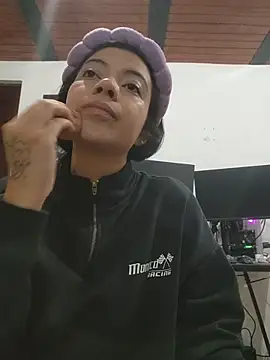NefertitiXO online show from 05/28/26, 05:54