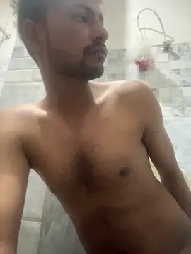 newdelhiBOY  online show from 04/16/26, 02:01