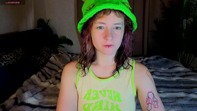 Ricki Bloom online show from 07/15/26, 01:11
