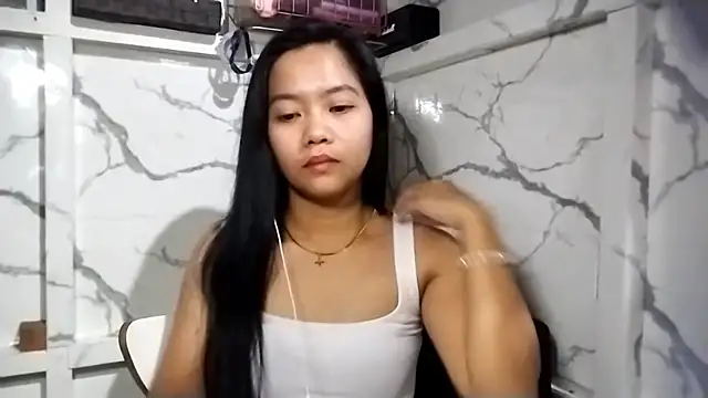 Snapshot of TammaraOlerud chatting on 04/13/26, 01:16 TammaraOlerud online show from 04/13/26, 01:16