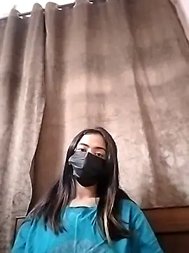 Shanaya450 online show from 04/10/26, 11:59