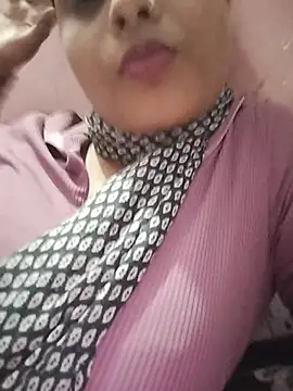 Snapshot of Cute_Kammna chatting on 07/24/26, 06:44 Cute Kammna online show from 07/24/26, 06:44