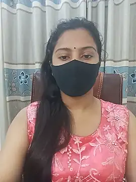 Snapshot of zareen_approach chatting on 06/07/26, 04:44 zareen approach online show from 06/07/26, 04:44
