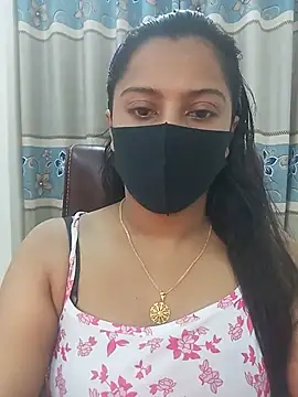 Snapshot of zareen_approach chatting on 06/14/26, 07:49 zareen approach online show from 06/14/26, 07:49