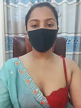 Snapshot of zareen_approach chatting on 06/16/26, 10:40 zareen approach online show from 06/16/26, 10:40