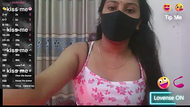 Snapshot of zareen_approach chatting on 07/07/26, 03:49 zareen approach online show from 07/07/26, 03:49