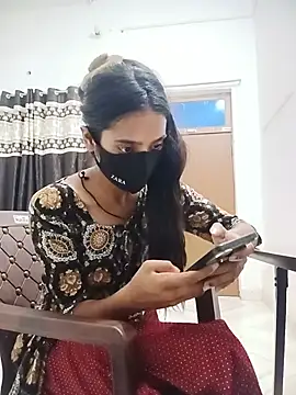 Snapshot of Riya_cum66 chatting on 05/19/26, 06:47 Riya cum66 online show from 05/19/26, 06:47