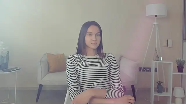 MellieLaliberte online show from 04/15/26, 01:51