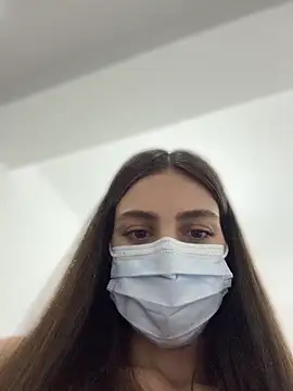 Snapshot of _Mia_L_ chatting on 04/10/26, 05:17 Mia L online show from 04/10/26, 05:17