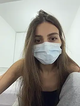 Snapshot of _Mia_L_ chatting on 04/12/26, 09:20 Mia L online show from 04/12/26, 09:20